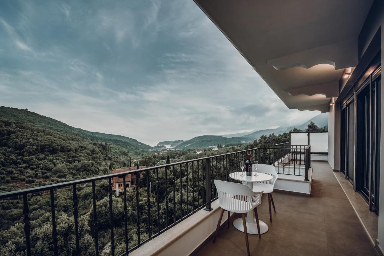 Suites Of Happiness ปาร์กา ภายนอก รูปภาพ
